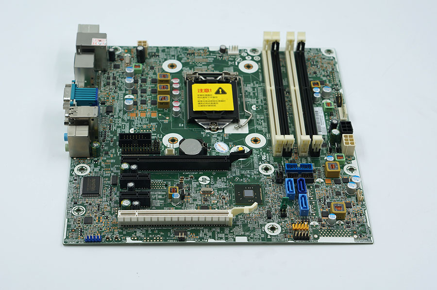 Motherboard Hp Sff 700g1, 800, 800g2, Parte: 796108-001 COMPULAPTOP BOGOTA