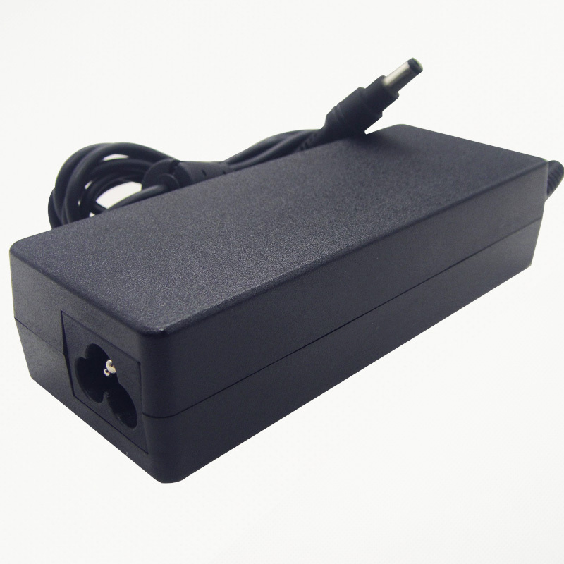 Cargador Hp 19.5V 3.33A Parte 764465-001 Ref CLHPC195V3.33A