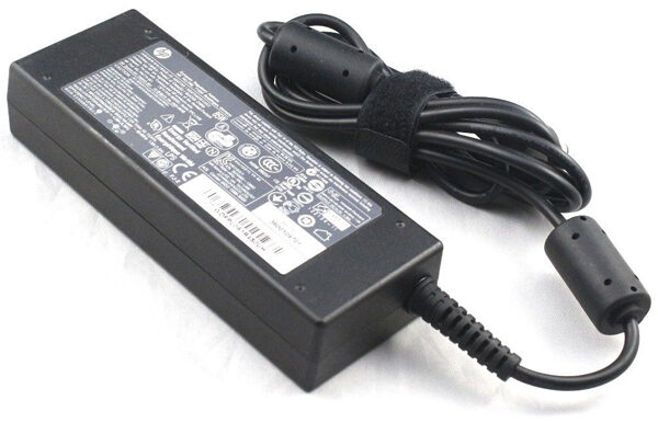 Cargador Hp 19.5V 4.36A Parte 708779-001 Ref CLHPC195V9.2A .Unilago Bogotá